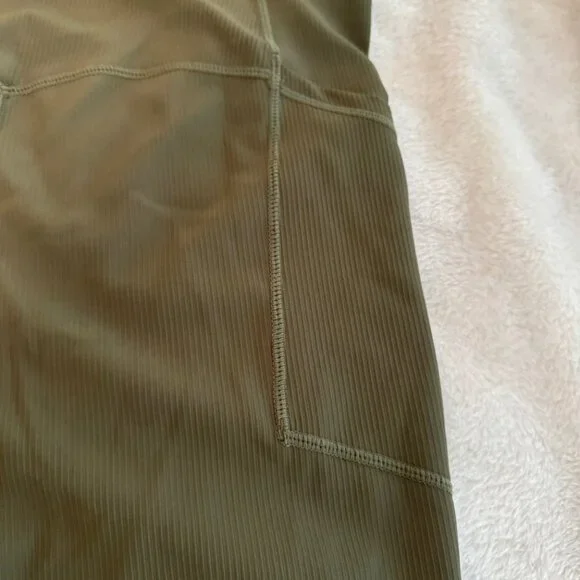 Maacie NWT Olive Green Jumpsuit/Romper Pregnancy Shapewear Size M - Picture 5 of 11